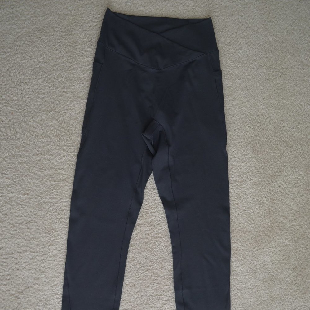Halara Pet Hair-Resistant black leggings - New Without Tags